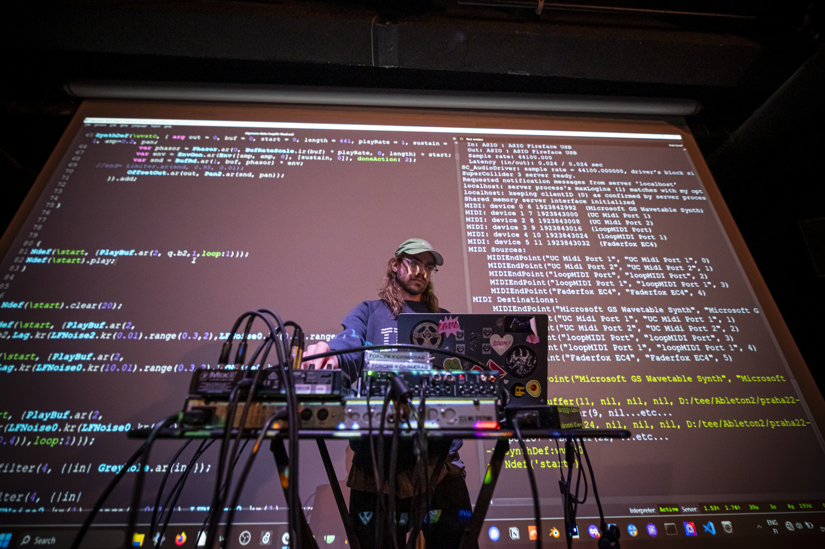 Forces performing at data leap. photo by Juho Liukkonen