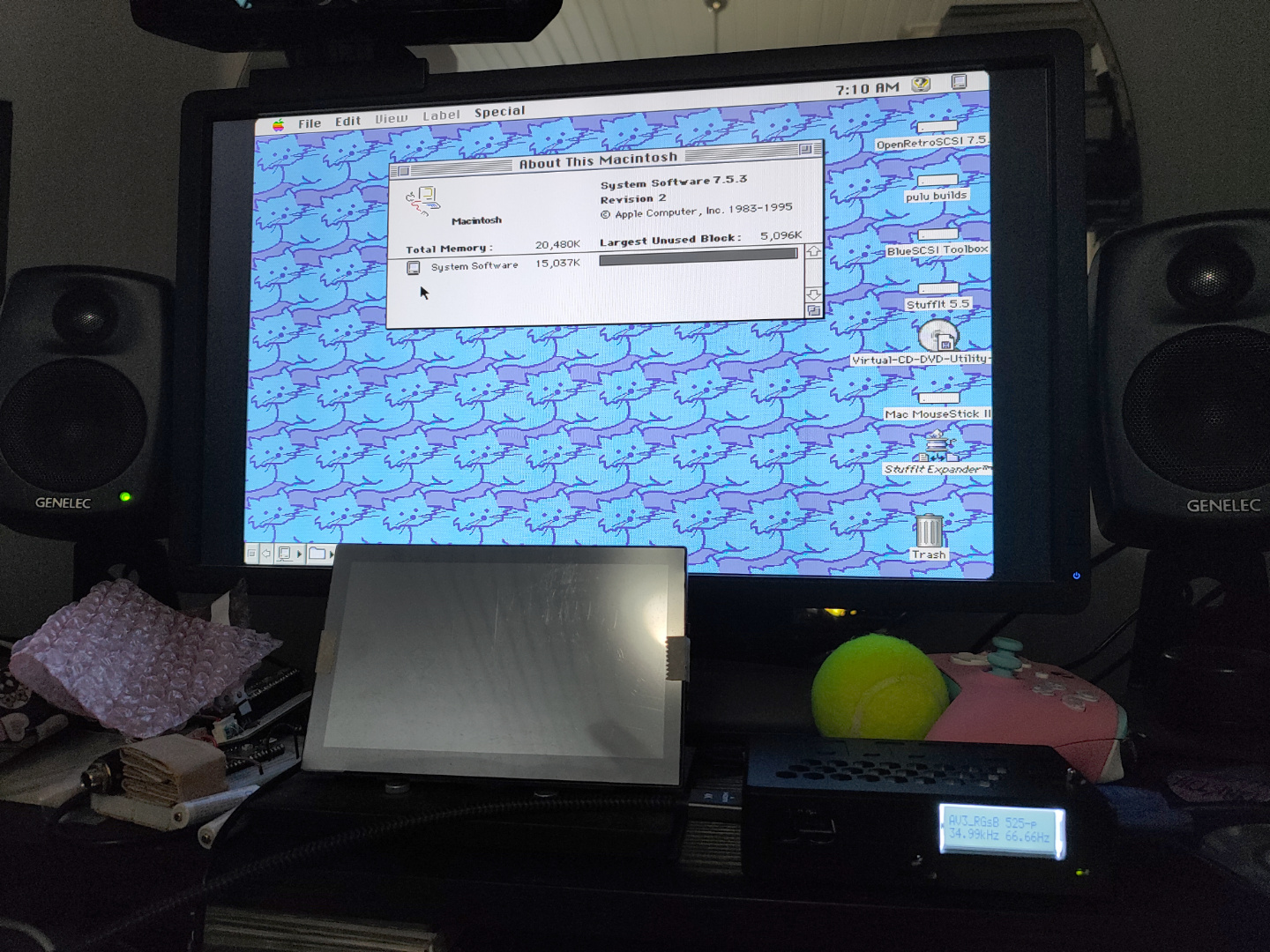 the IIci's desktop on another monitor, connected via the OSSC